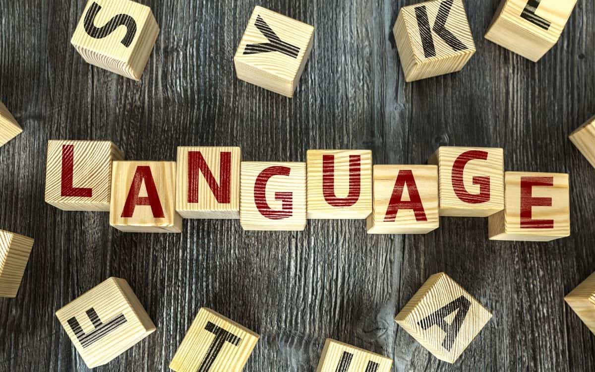 Klossar som bildar ordet