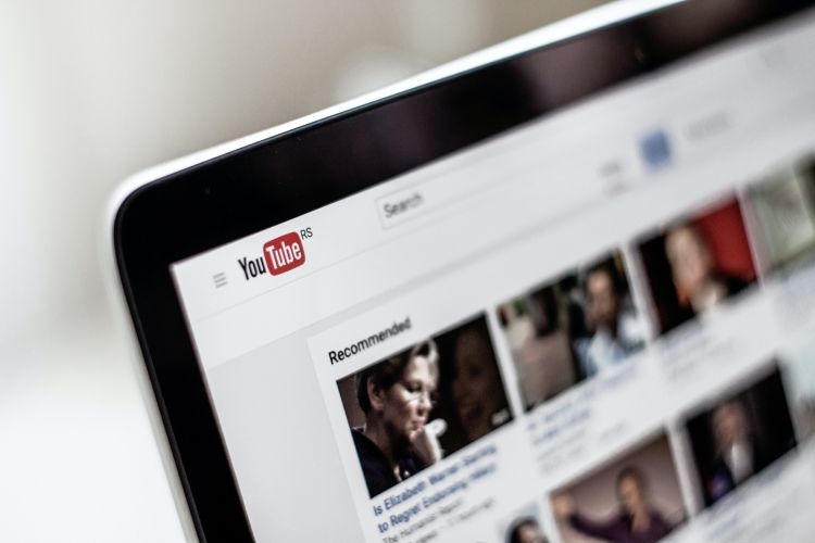 Digitala nyheter om YouTube uppdateringar