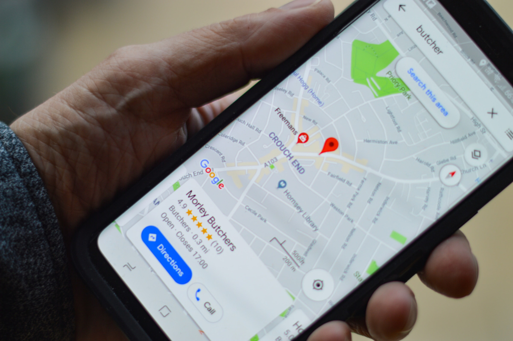 Bild på Google maps-karta i mobiltelefon